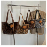 Sohiwoo Leopard Print Large Capacity Zipper Shoulder Bag 2025 High Quality Trendy Fashionable Tote Bag Soft Simple Commuting Handbag